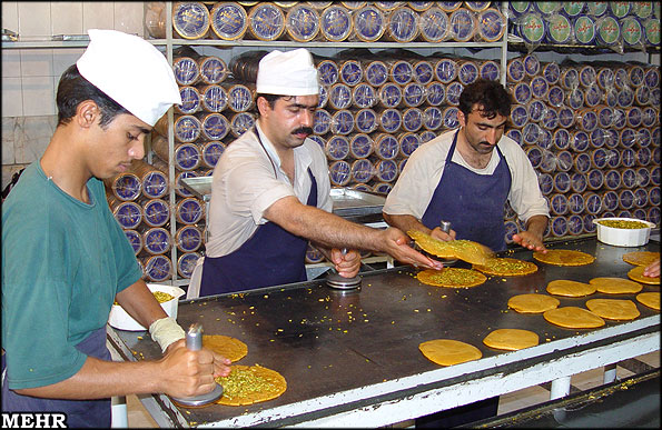 Making Sohan Qom | Traditional Iranian Sweet